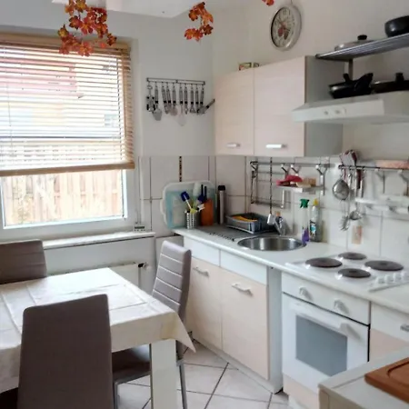In Mit Terrasse By Interhome شقة *