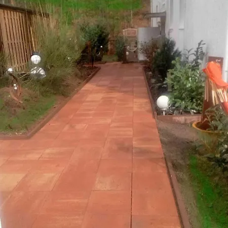 In Mit Terrasse By Interhome شقة *